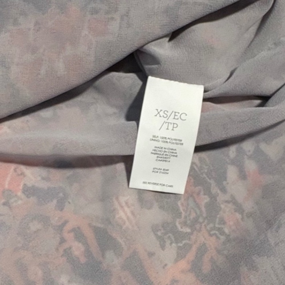 Cabi Gray Coral Medallion Print V-Neck Shift Dress XS 5049 Sleeveless Lined - Picture 7 of 7